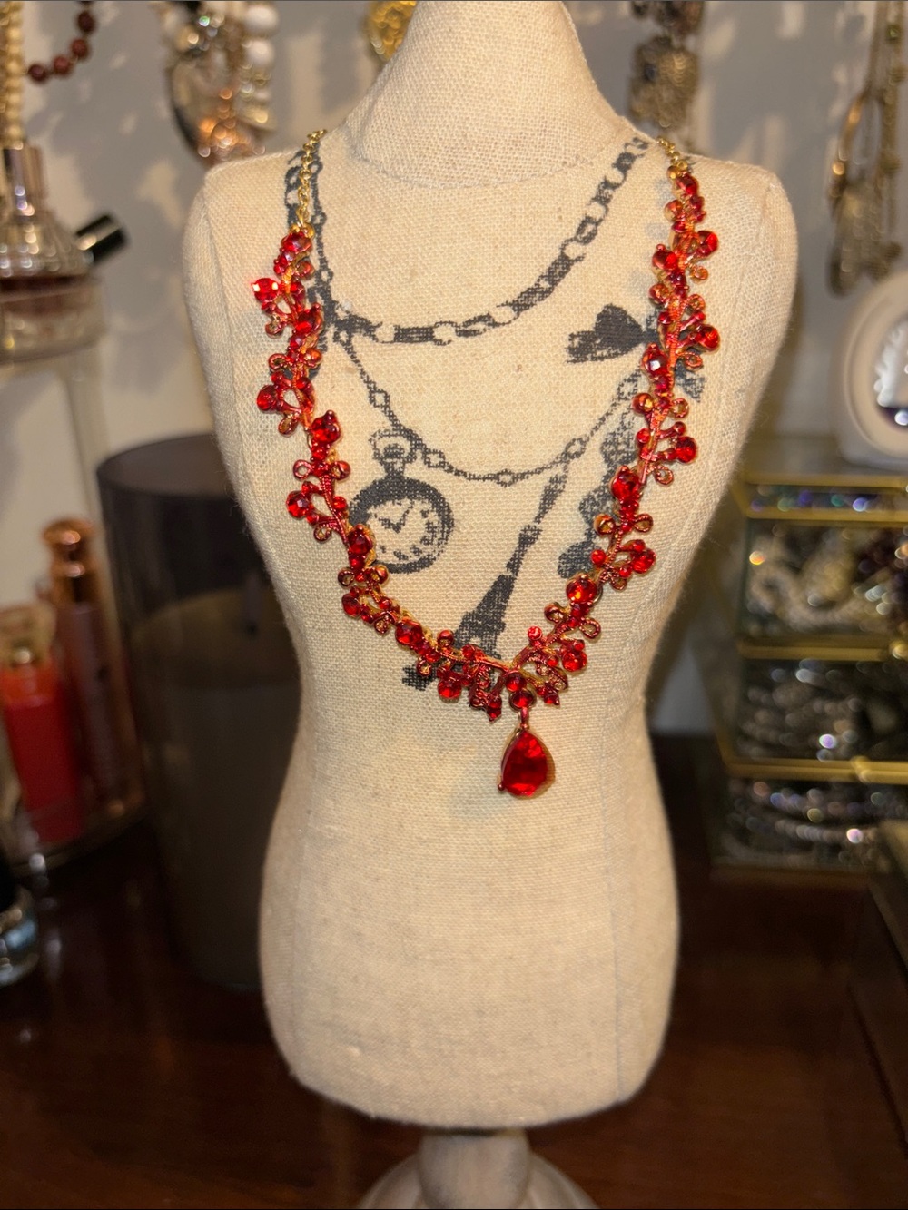 Elegant Red Crystal Teardrop Necklace